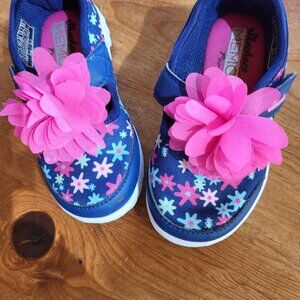 EUC Skechers Super Cute Toddler Girl's Sandals Size 7